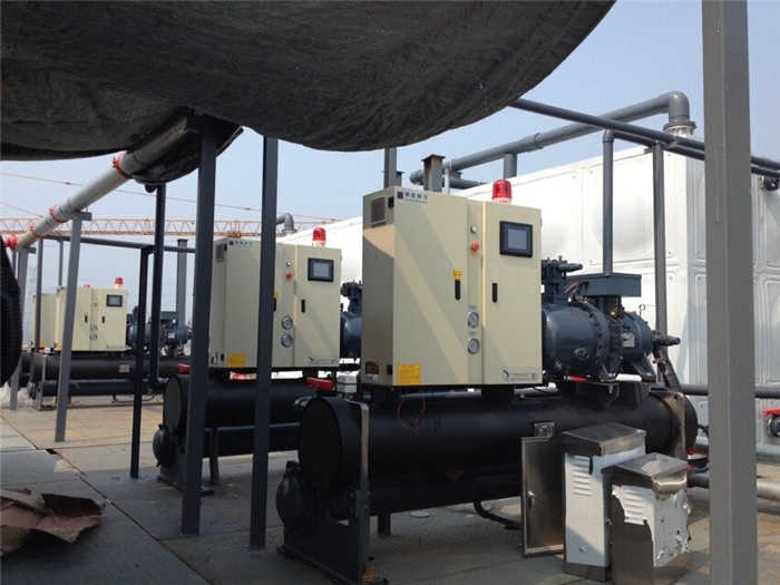 螺桿冷凍機(jī)