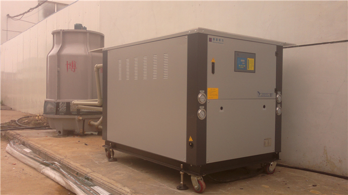 水冷箱式工業(yè)冷水機