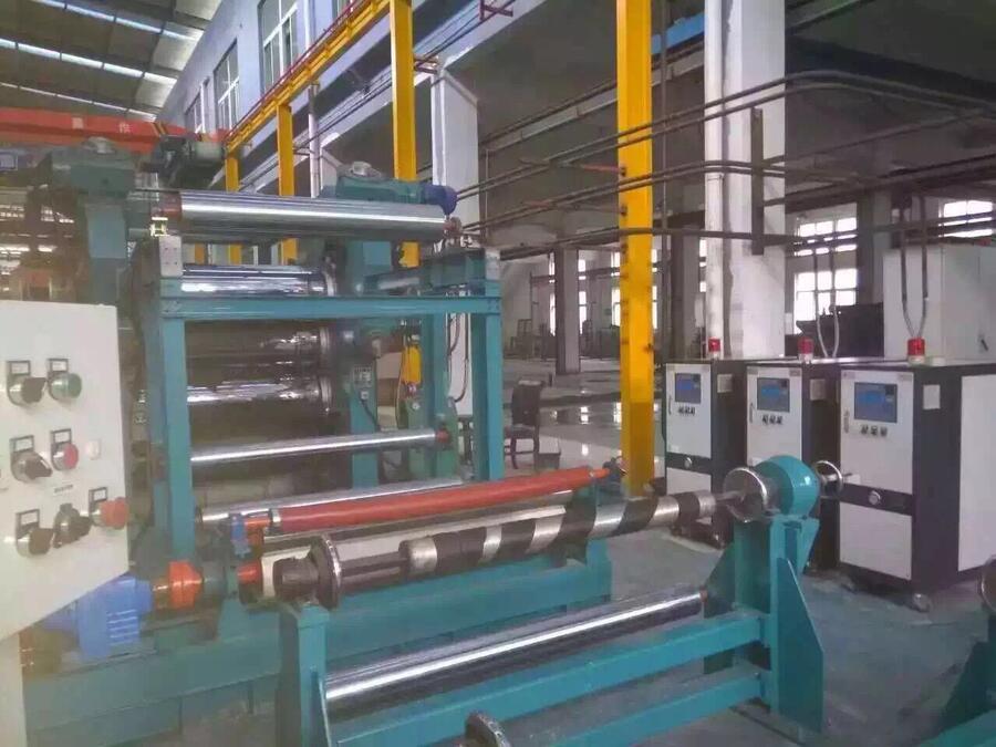 輥筒導(dǎo)熱油加熱器