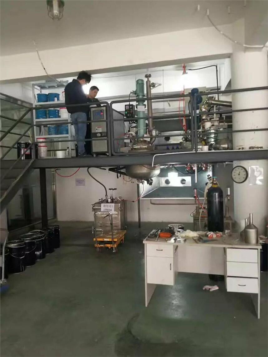 反應(yīng)釜模溫機(jī)/反應(yīng)釜電加熱導(dǎo)熱油爐/反應(yīng)釜控溫模溫機(jī)/夾套式反應(yīng)釜溫度控制機(jī)